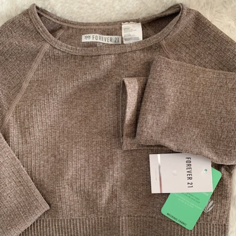 Forever 21 Exercise Top/Crop Top BNWT Size Small